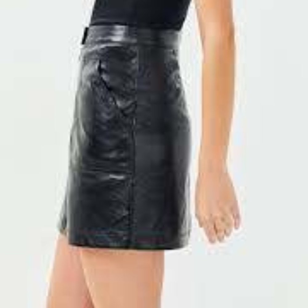 MINKPINK Coyote Vegan Leather Mini Skirt Goth Moto Biker Rock - Picture 13 of 13